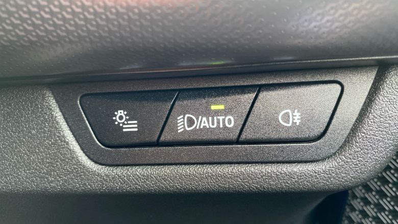 BMW 2 Series 220i MHT M Sport 5dr DCT Petrol Hatchback